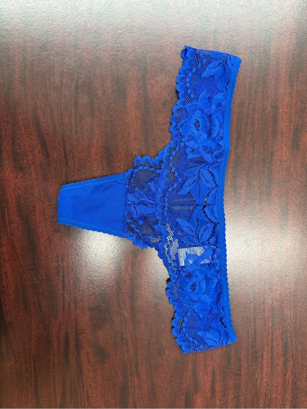 NWOT Victoria’s Secret Very Sexy Blue Keyhole Back Thong Size Small